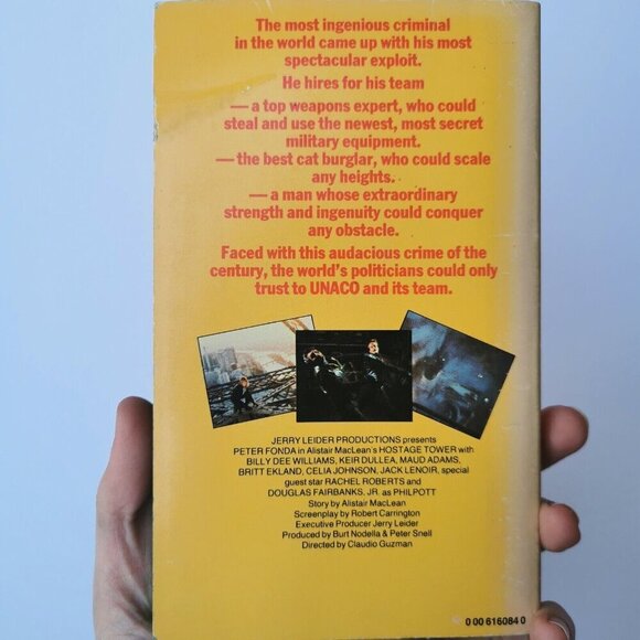 1980 Alistair MacLean's Hostage Tower Paperback, Pulp Fiction Spy Thriller - Picture 4 of 8